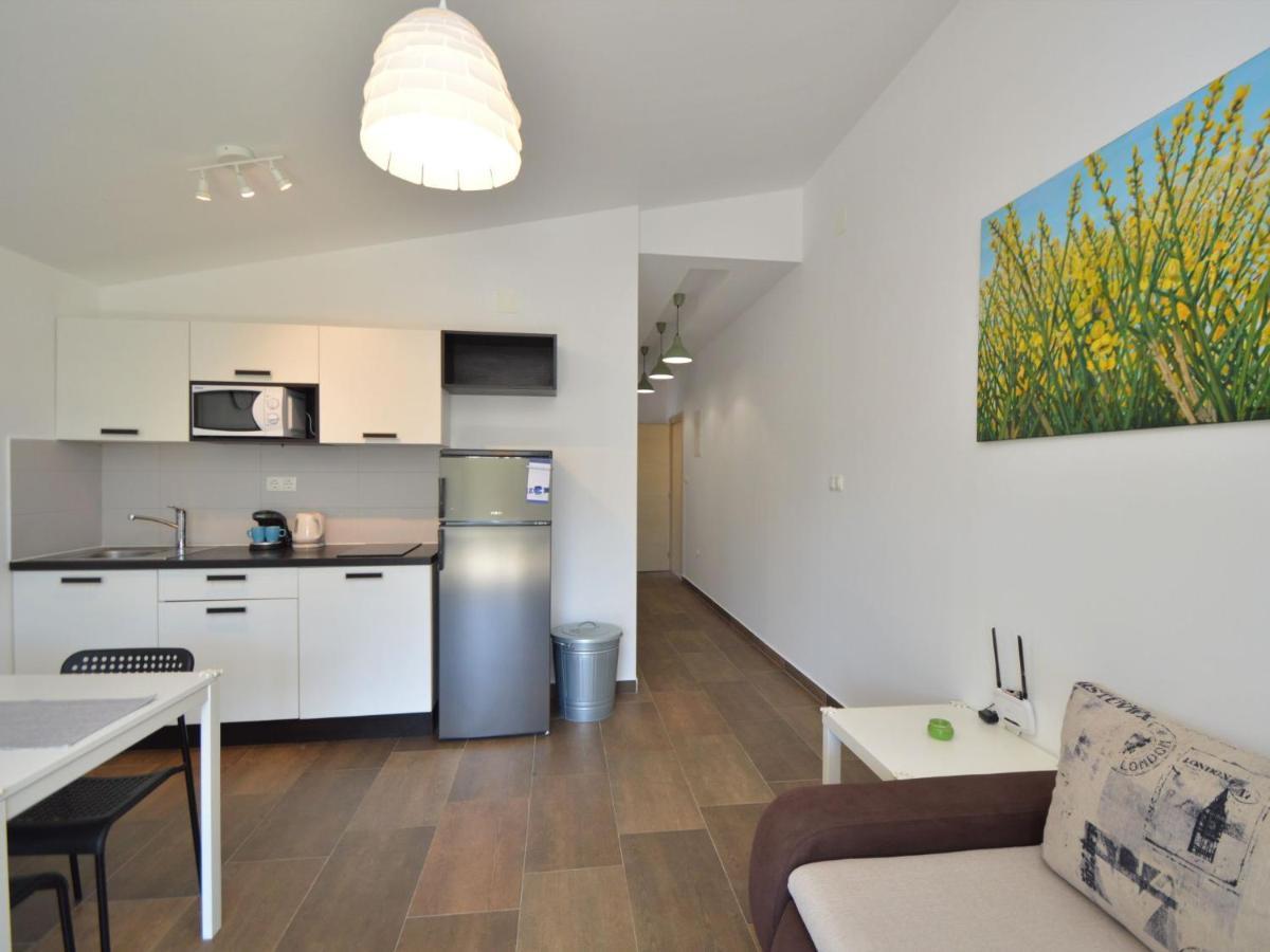 Apartment Ivka-2 By Interhome Tribalj Exterior foto