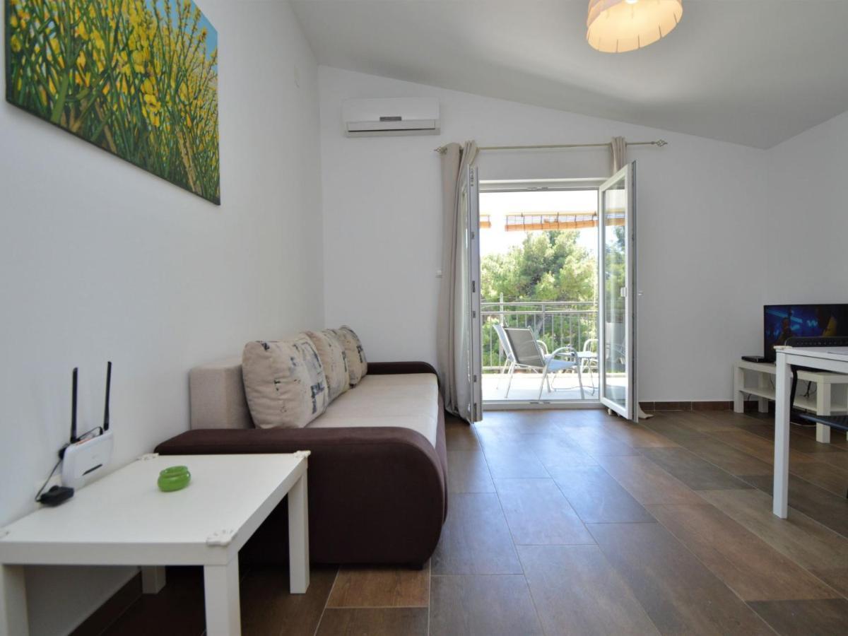 Apartment Ivka-2 By Interhome Tribalj Exterior foto